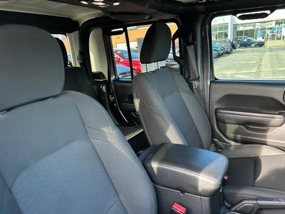 2021 Jeep Gladiator Willys 4x4