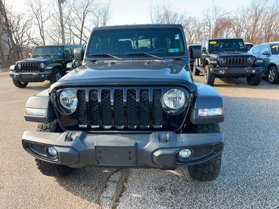 2021 Jeep Gladiator Willys 4x4