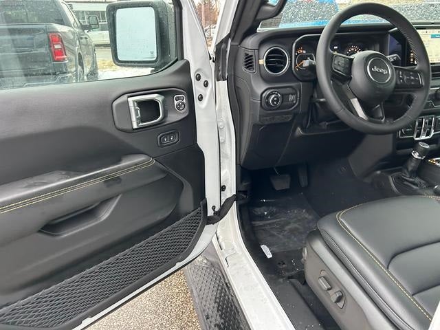 2025 Jeep Gladiator GLADIATOR HIGH TIDE 4X4