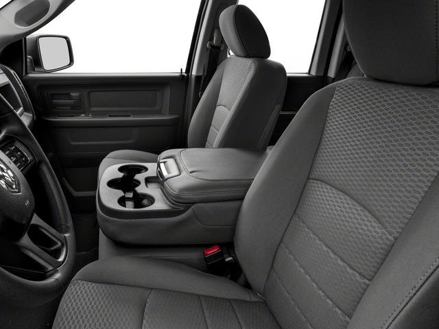 2017 RAM 1500 Express Quad Cab 4x4 6'4' Box