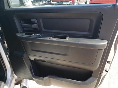 2018 RAM 1500 Express Quad Cab 4x4 6'4' Box