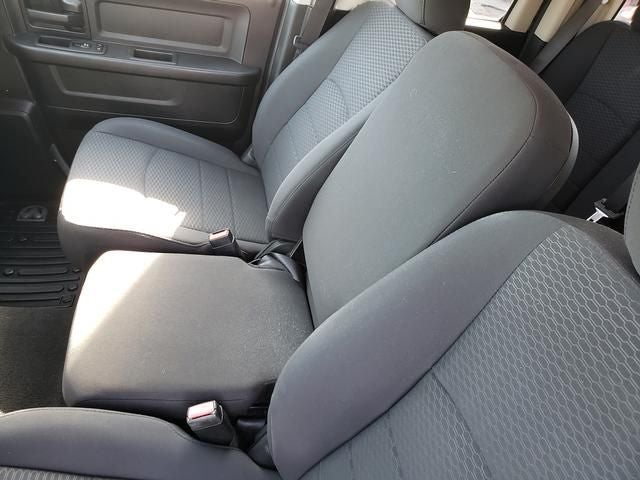 2018 RAM 1500 Express Quad Cab 4x4 6'4' Box