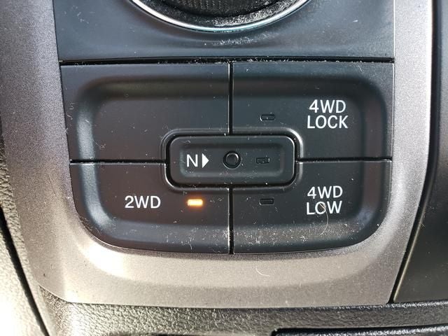2018 RAM 1500 Express Quad Cab 4x4 6'4' Box