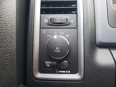 2018 RAM 1500 Express Quad Cab 4x4 6'4' Box