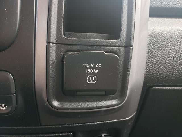 2022 RAM 1500 Classic Warlock Quad Cab 4x4 6'4' Box