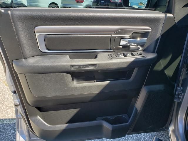 2022 RAM 1500 Classic Warlock Quad Cab 4x4 6'4' Box