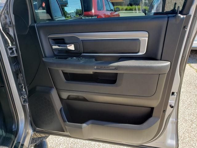 2022 RAM 1500 Classic Warlock Quad Cab 4x4 6'4' Box