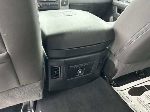 2023 RAM 1500 Classic SLT Crew Cab 4x4 5'7' Box