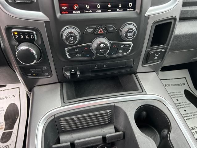 2023 RAM 1500 Classic SLT Crew Cab 4x4 5'7' Box