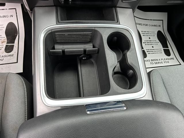 2023 RAM 1500 Classic SLT Crew Cab 4x4 5'7' Box