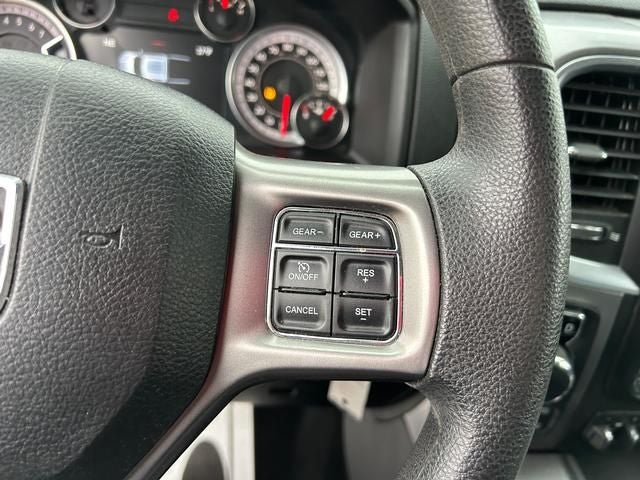 2023 RAM 1500 Classic SLT Crew Cab 4x4 5'7' Box