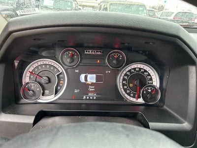 2023 RAM 1500 Classic SLT Crew Cab 4x4 5'7' Box