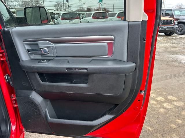 2023 RAM 1500 Classic SLT Crew Cab 4x4 5'7' Box