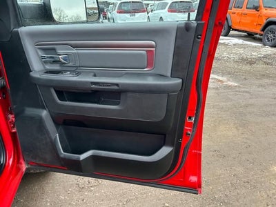 2023 RAM 1500 Classic SLT Crew Cab 4x4 5'7' Box