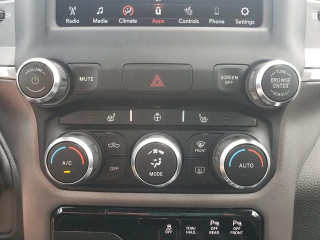2021 RAM 1500 Big Horn Quad Cab 4x4 6'4' Box