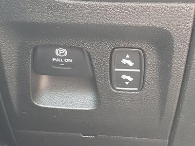 2021 RAM 1500 Big Horn Quad Cab 4x4 6'4' Box
