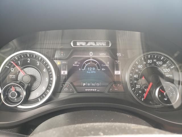 2021 RAM 1500 Big Horn Quad Cab 4x4 6'4' Box