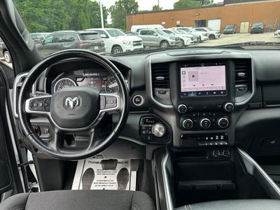 2022 RAM 1500 Big Horn Crew Cab 4x4 5'7' Box