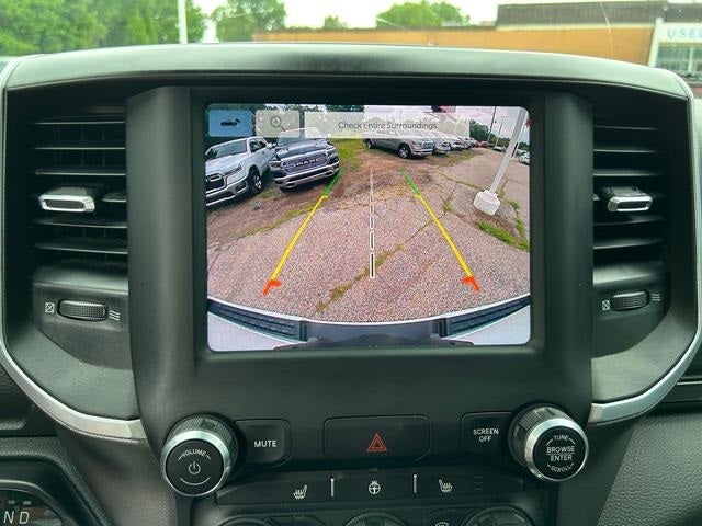 2022 RAM 1500 Big Horn Crew Cab 4x4 5'7' Box