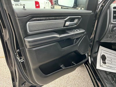 2022 RAM 1500 Big Horn Crew Cab 4x4 5'7' Box