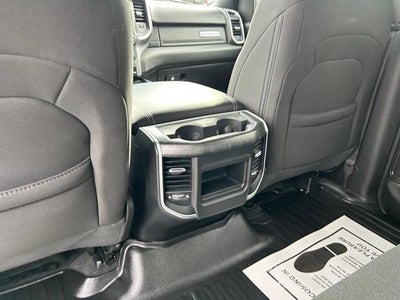 2022 RAM 1500 Big Horn Crew Cab 4x4 5'7' Box