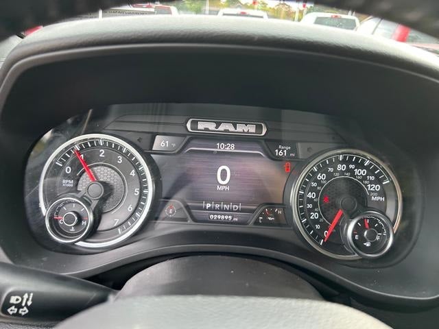 2022 RAM 1500 Big Horn Crew Cab 4x4 5'7' Box