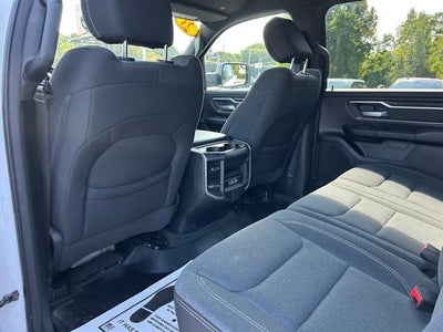 2023 RAM 1500 Big Horn Crew Cab 4x4 5'7' Box