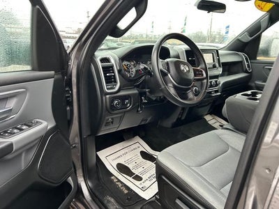 2022 RAM 1500 Big Horn Crew Cab 4x4 5'7' Box