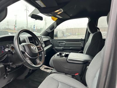 2022 RAM 1500 Big Horn Crew Cab 4x4 5'7' Box