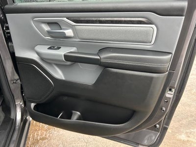 2022 RAM 1500 Big Horn Crew Cab 4x4 5'7' Box