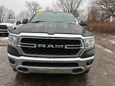 2022 RAM 1500 Big Horn Crew Cab 4x4 5'7' Box