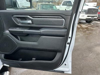 2022 RAM 1500 Big Horn Crew Cab 4x4 5'7' Box