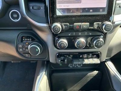 2025 RAM Ram 1500 RAM 1500 BIG HORN CREW CAB 4X4 5'7' BOX