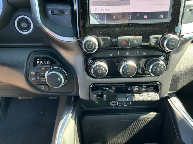 2025 RAM Ram 1500 RAM 1500 BIG HORN CREW CAB 4X4 5'7' BOX