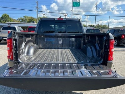 2025 RAM Ram 1500 RAM 1500 BIG HORN CREW CAB 4X4 5'7' BOX