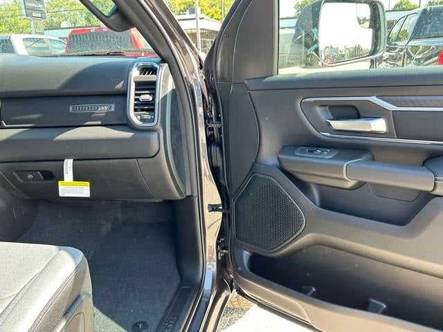 2025 RAM Ram 1500 RAM 1500 BIG HORN CREW CAB 4X4 5'7' BOX