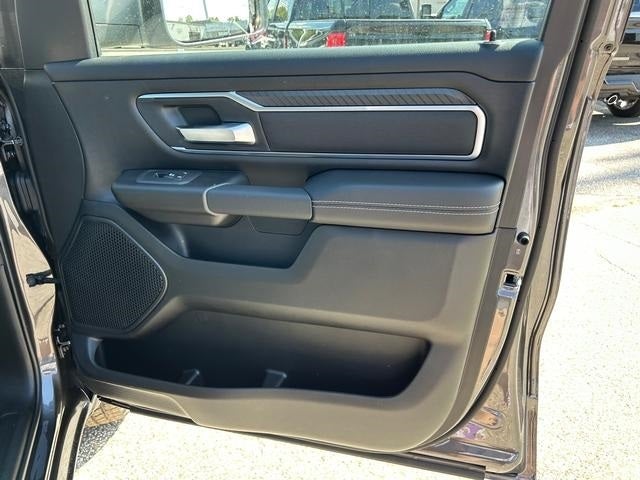 2025 RAM Ram 1500 RAM 1500 BIG HORN CREW CAB 4X4 5'7' BOX