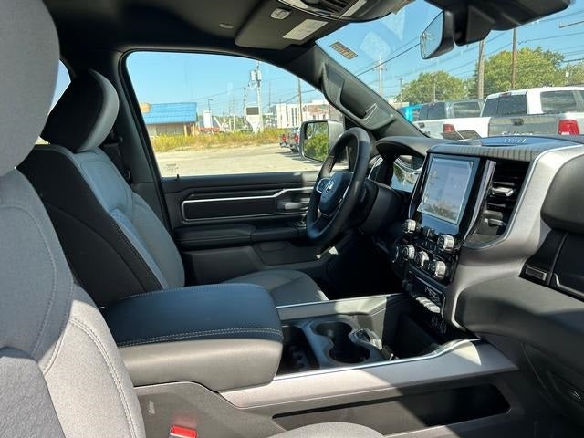 2025 RAM Ram 1500 RAM 1500 BIG HORN CREW CAB 4X4 5'7' BOX