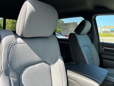 2025 RAM Ram 1500 RAM 1500 BIG HORN CREW CAB 4X4 5'7' BOX