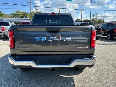 2025 RAM Ram 1500 RAM 1500 BIG HORN CREW CAB 4X4 5'7' BOX