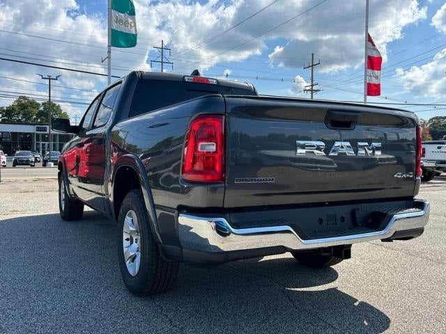 2025 RAM Ram 1500 RAM 1500 BIG HORN CREW CAB 4X4 5'7' BOX