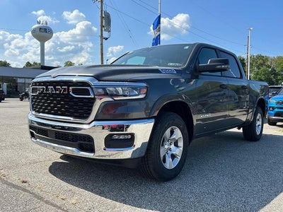 2025 RAM Ram 1500 RAM 1500 BIG HORN CREW CAB 4X4 5'7' BOX