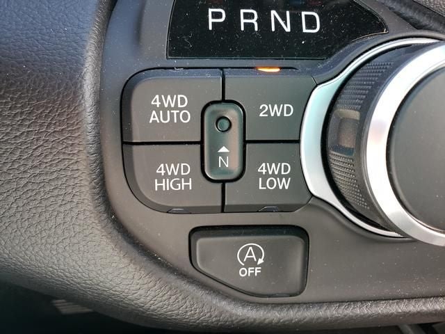 2025 RAM 1500 Big Horn Crew Cab 4x4 5'7' Box