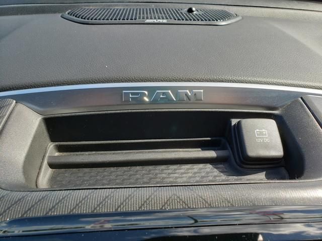 2025 RAM 1500 Big Horn Crew Cab 4x4 5'7' Box