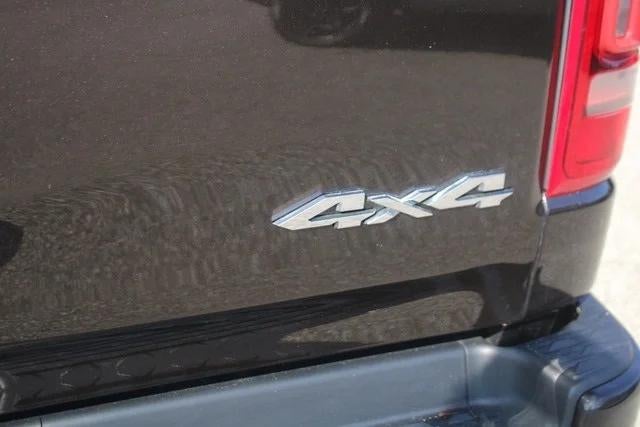 2019 RAM 1500 Big Horn/Lone Star Crew Cab 4x4 5'7' Box