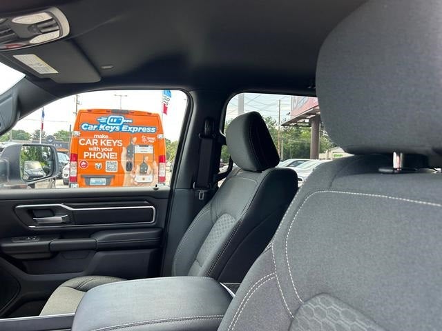 2025 RAM 1500 Big Horn Crew Cab 4x4 5'7' Box