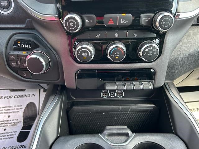 2025 RAM 1500 Big Horn Crew Cab 4x4 5'7' Box