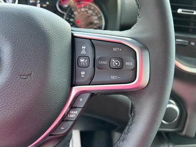 2025 RAM 1500 Big Horn Crew Cab 4x4 5'7' Box