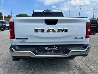 2025 RAM 1500 Big Horn Crew Cab 4x4 5'7' Box