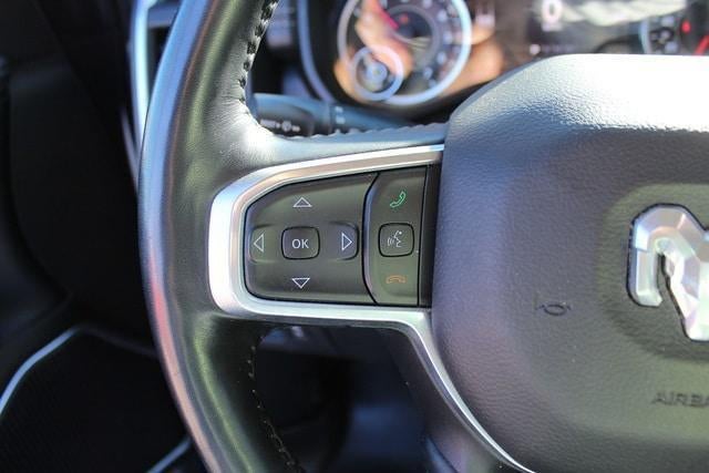 2020 RAM 1500 Laramie Crew Cab 4x4 5'7' Box